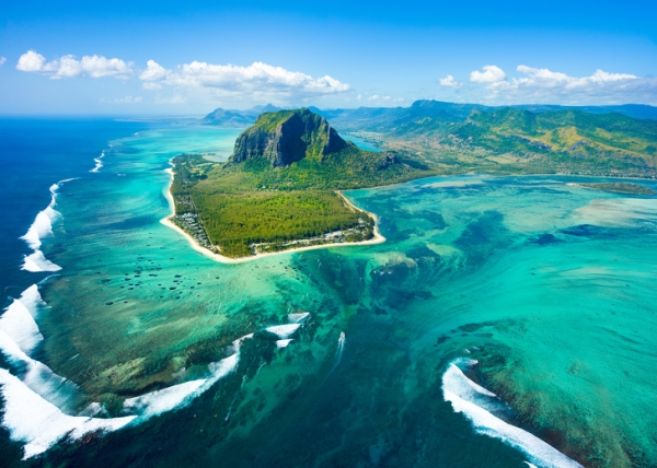 10 странных островов, которых точно нет в туристических путеводителях